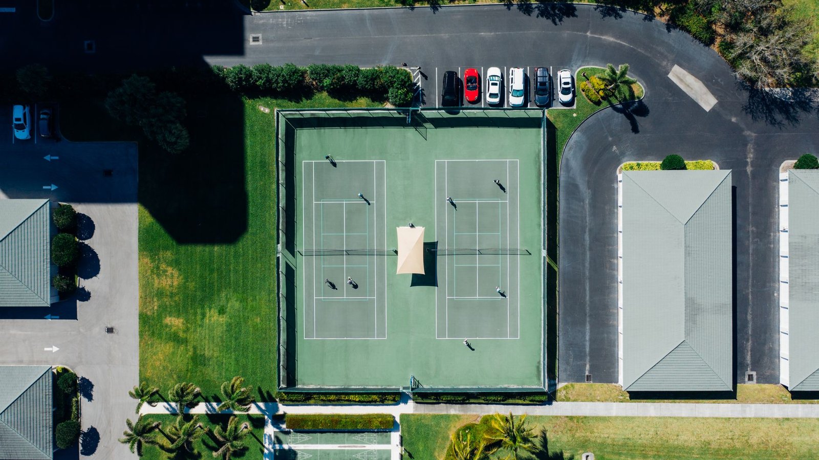 Akra Rackets Club
