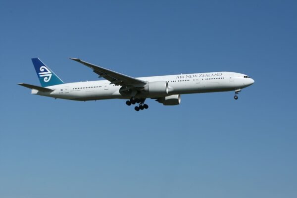 Hibernian Airlines Kapanıyor
